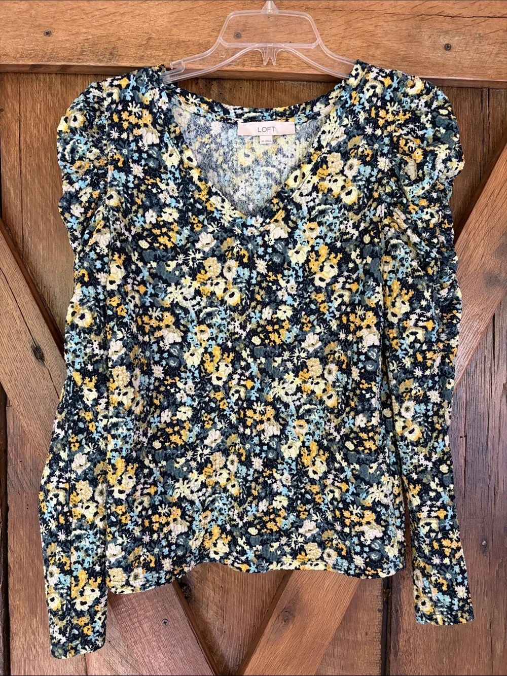 LOFT XS Floral Shirred Puff Sleeve Blouse